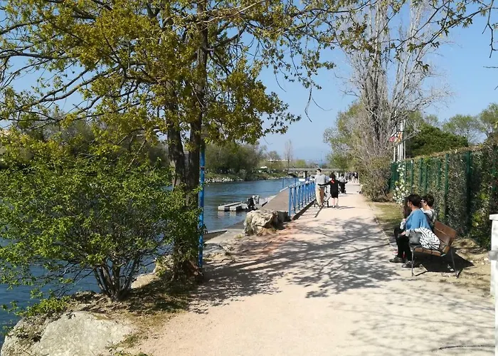 Tranquille Dans La Cite Du Mimosa - 2 Etoiles - Axelle Loc'appart 펜션 망들리유 라 나플