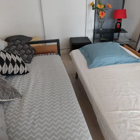 Vakantiehuis Tranquille Dans La Cite Du Mimosa - 2 Etoiles - Axelle Loc'appart Mandelieu